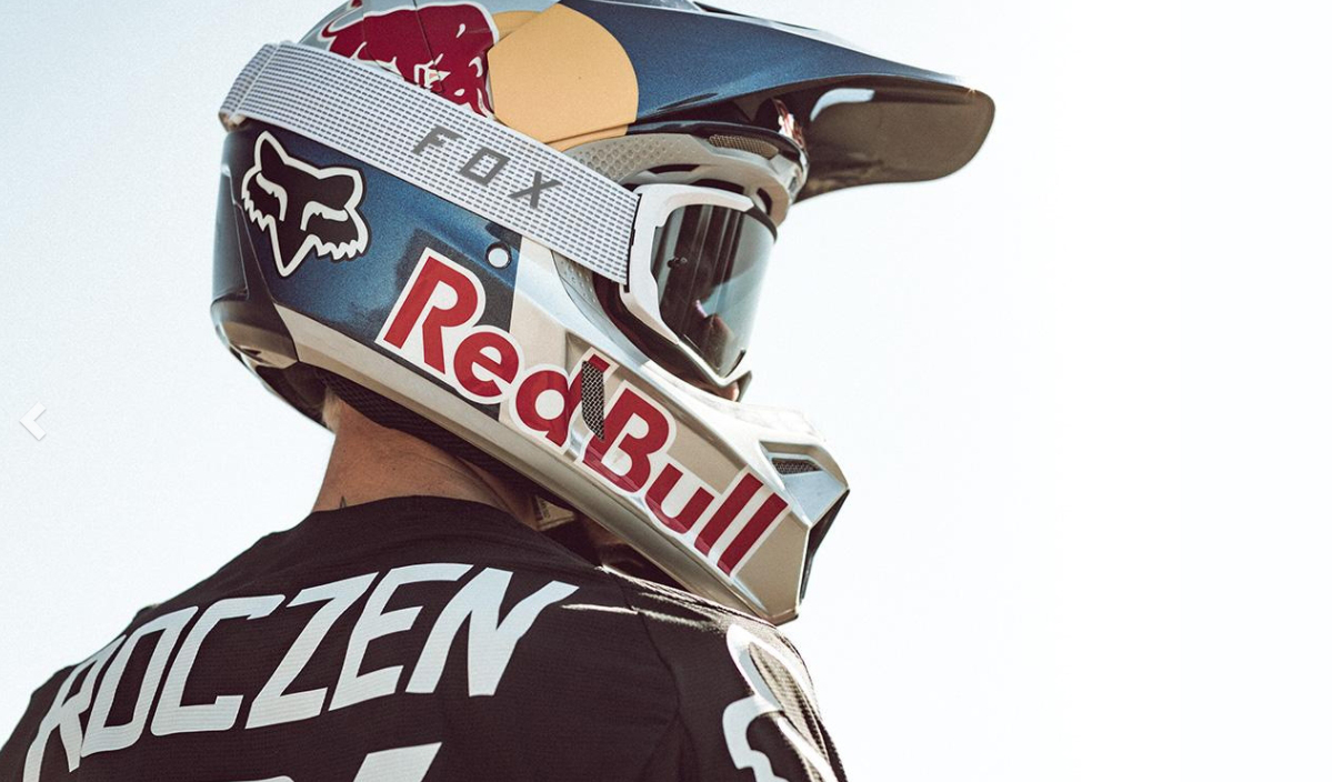 ENDURO I MOTOCROSS. JAK UBRAĆ SIĘ BEZPIECZNIE
